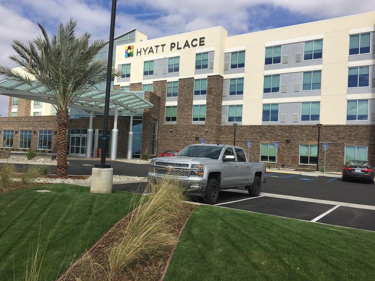 Hyatt Place Delano Exterior foto