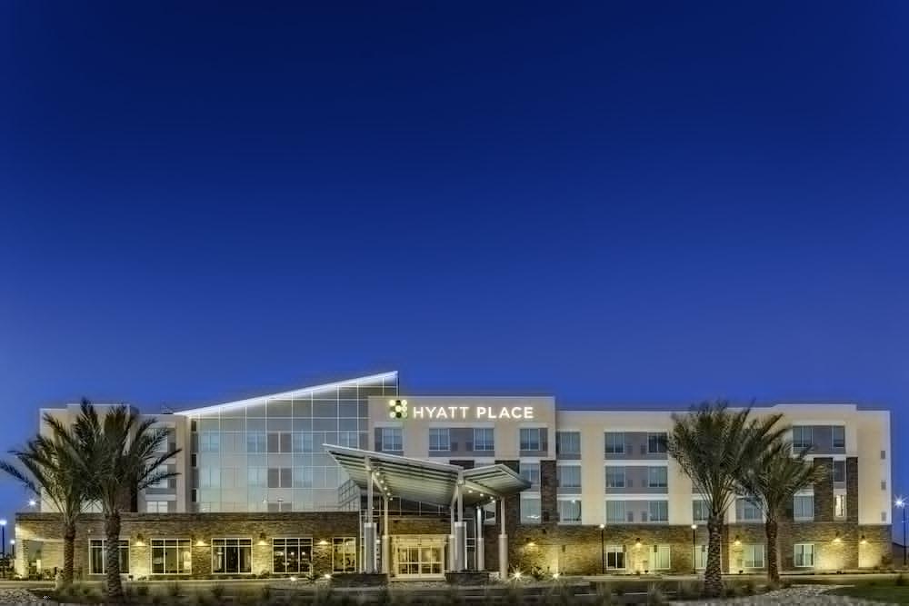 Hyatt Place Delano Exterior foto